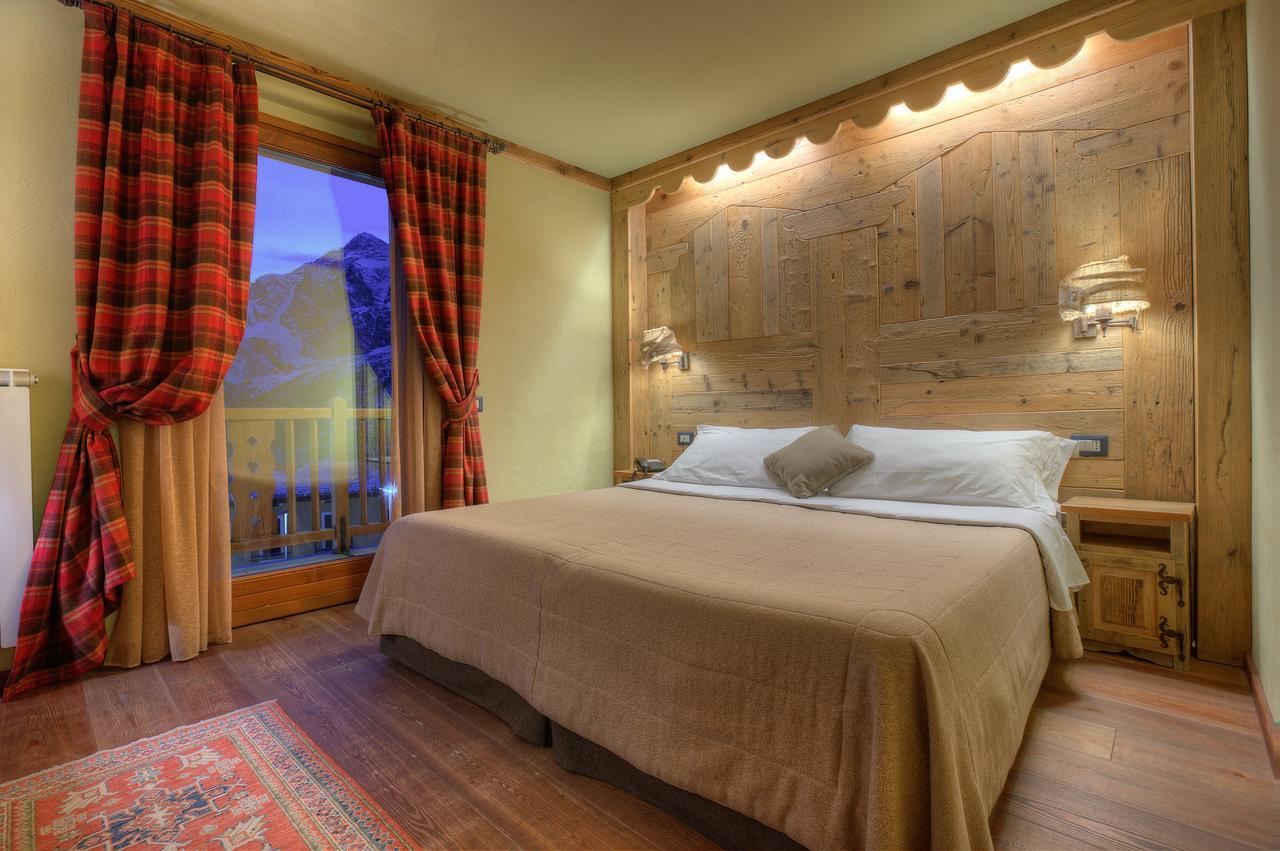 Hotel Meuble Mon Reve เบรยล์-แชร์วิเนีย ภายนอก รูปภาพ