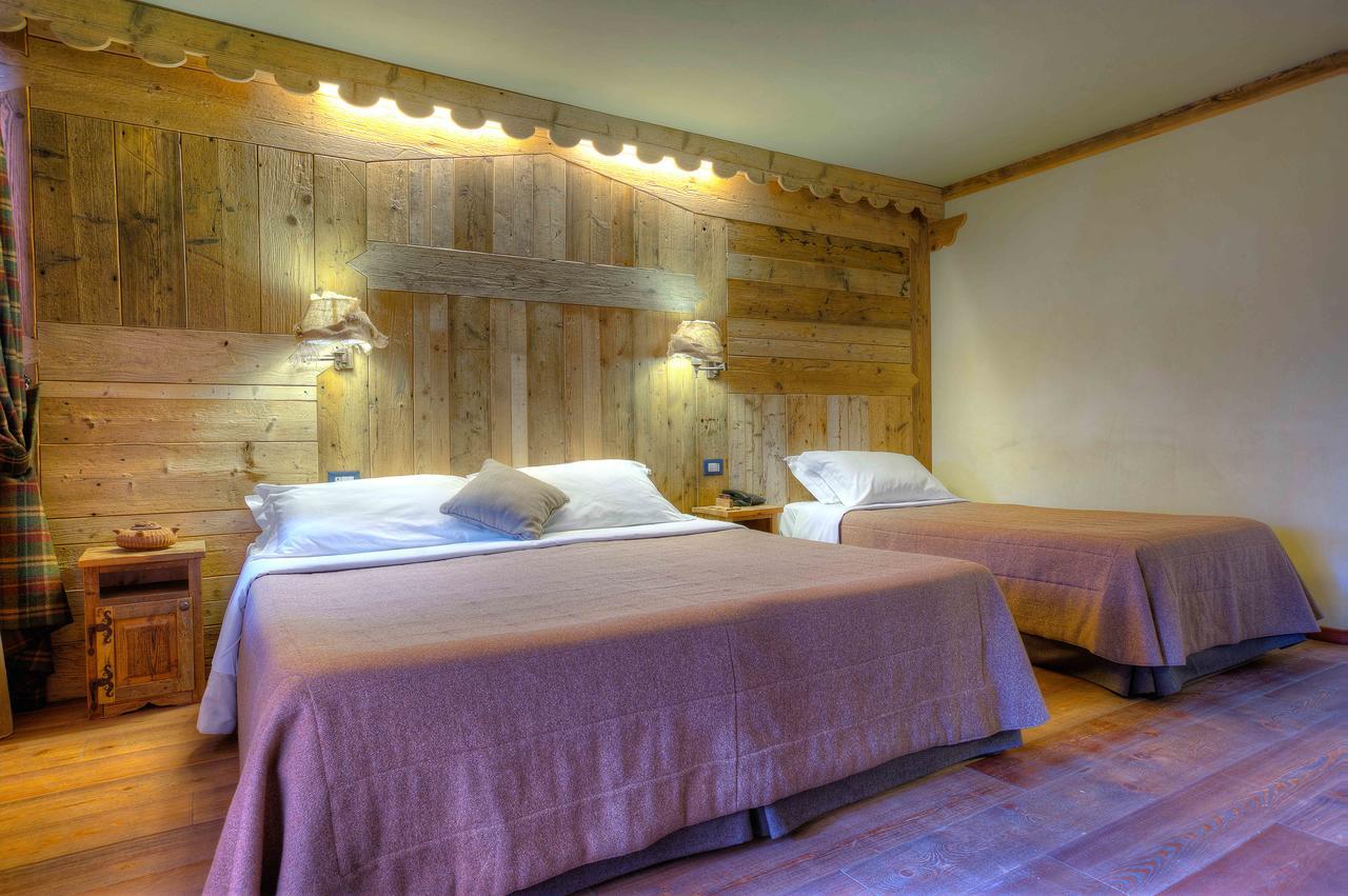 Hotel Meuble Mon Reve เบรยล์-แชร์วิเนีย ภายนอก รูปภาพ