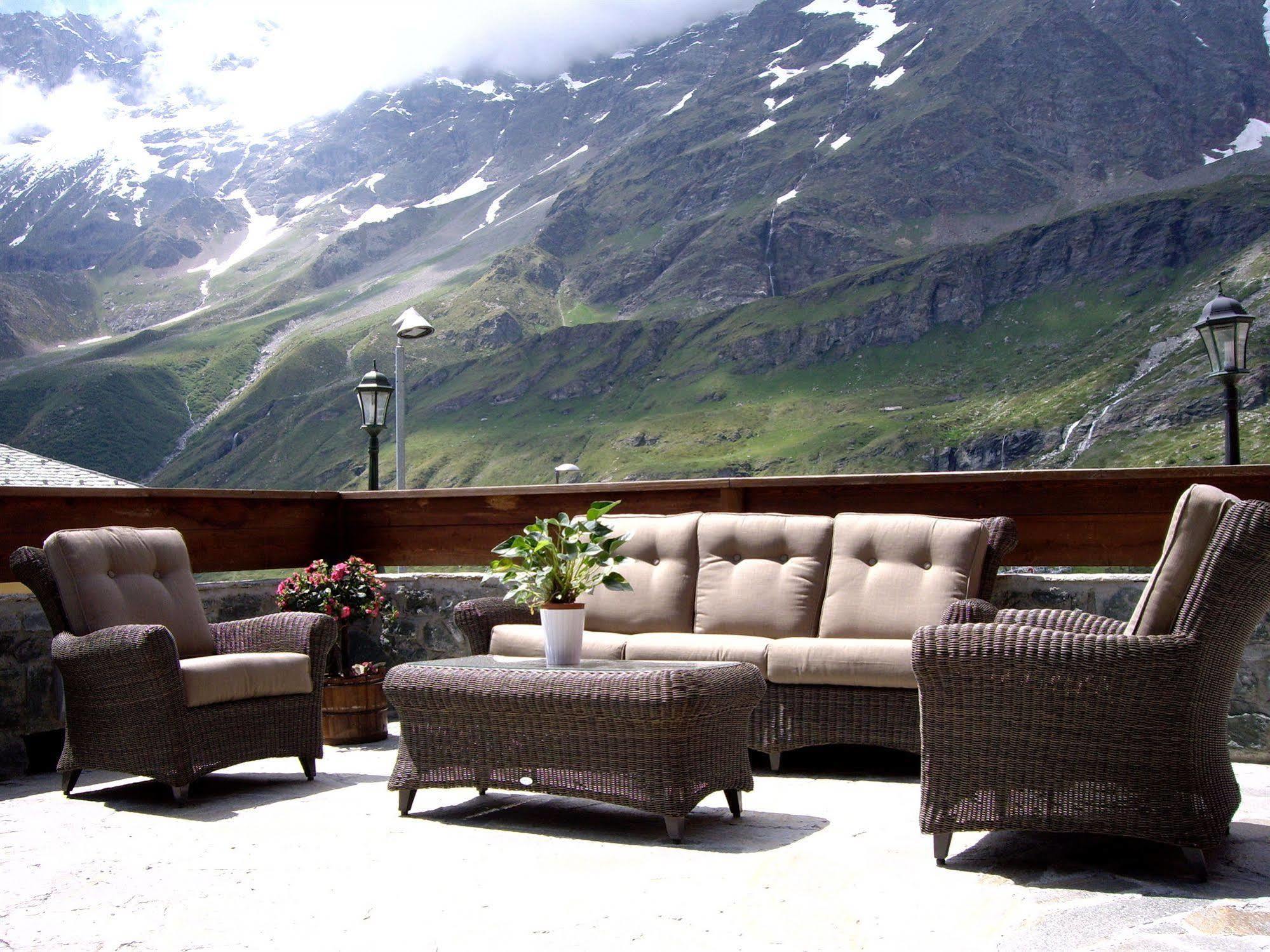 Hotel Meuble Mon Reve เบรยล์-แชร์วิเนีย ภายนอก รูปภาพ
